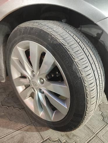 Disk təkər Kia 215 / 50 / R 17, 5 Boltlu