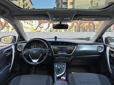 w124 arka stop: Toyota Auris Touring Sports Hybrid – gümüş rəngli, universaldır — 6