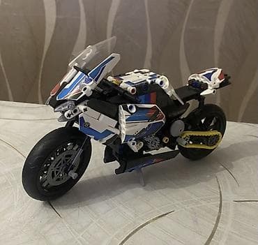 hot wheels f1: Konstruksiya dəsti: M 1000 RR motosiklet modeli - M 1000 RR — 1