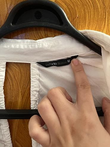 kisi ucun sepler: DeFacto Woman ağ köynək – arxa hissəsi açıq dizayn - Brend/model — 3