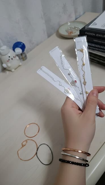 pandora qolbaqlar qizil: Aksessuar dəsti – qolbaqlar və saç lenti - 3 ədəd nazik, elastik — 1