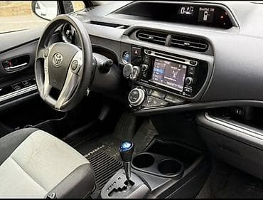 yaris masini: Toyota Aqua: 1.5 l | 2017 il Hetçbek — 6