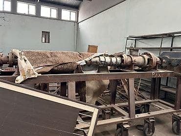 qazon suvarma sistemi: Plastik emal xətti – ekstruder və enjeksion avadanlıqlar Təsvir: – — 2