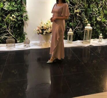 Ölçü: 36-38 Şəxsi paltardı toya geyinilib kimyəvi təmizləmə olunub lalafo.az -da Ölçü: 36-38 Şəxsi paltardı toya geyinilib kimyəvi təmizləmə olunub