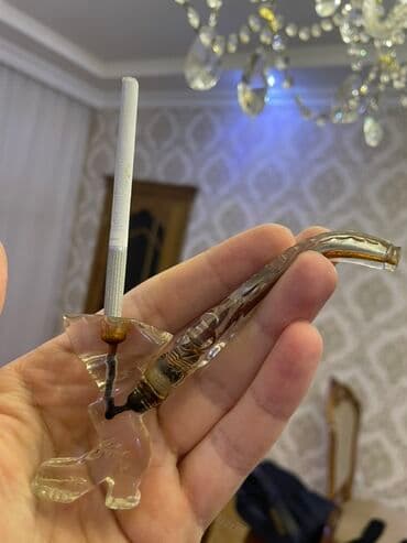 Qədimi siqaret üçün müştük ayaqqabı lalafo.az -da Qədimi siqaret üçün müştük ayaqqabı