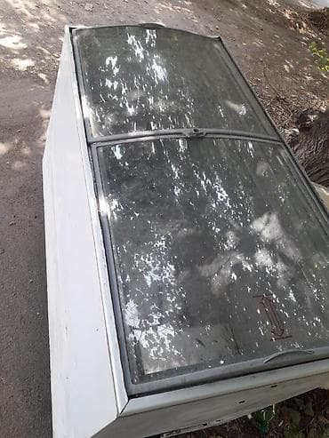 Vitrin soyuducu 330azn satılır. Ünvan Əhmədli (fidan 2)8716