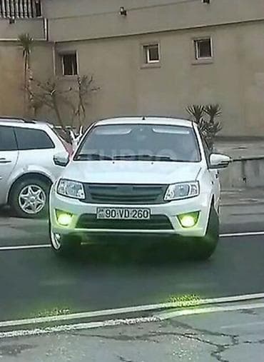 lassa teker 13: VAZ (LADA) Granta: 1.6 l | 2012 il 190000 km Sedan — 3
