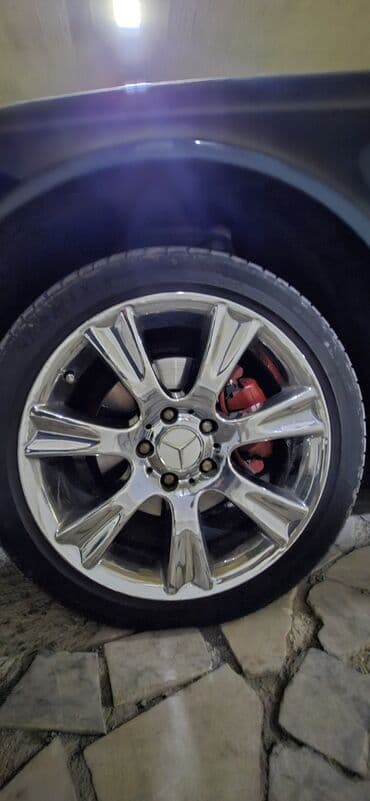 диски оригинал мерседес: 225.45 17 təkər az işlənmiş. cütü 90 azn diski satmıram! sadəcə — 4