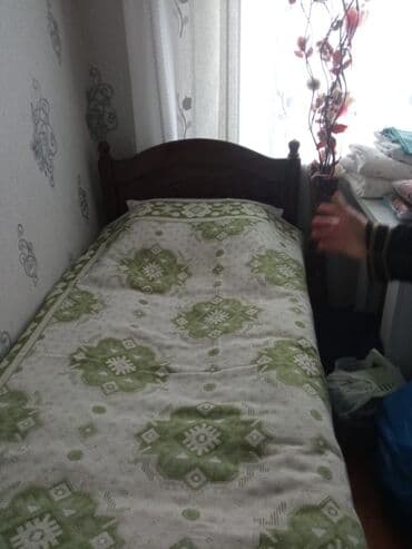 куплю кровать бу: Б/у, Односпальная кровать, Без подьемного механизма, С матрасом — 1