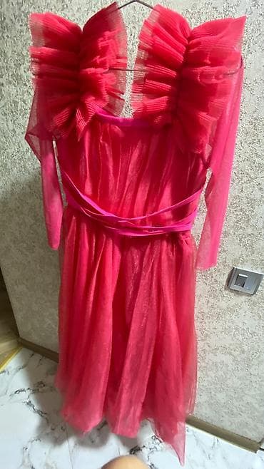 Təcili satılır!!! Təzə kimidir,120₼ alınıb2 dəfə geyinilib, qolunu — 6