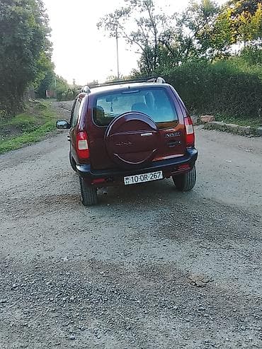 neva: Chevrolet Niva SUV - Kuzov: 5 qapılı, iri klirensli kompakt — 4