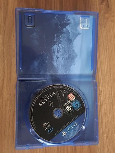 macbook çanta: Macəra, İşlənmiş Ünvandan götürmə — 2