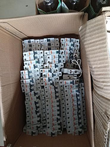 ucuz yumurta: Schneider Electric Elektrik avtomat, 3 faza — 1