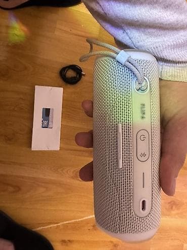 jbl kulaklık: JBL Kolonka, Növ - Portativ, rəng - Ağ — 2