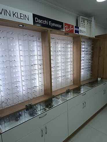 Оборудование для производства: Vitrinlər satılır təxmini 7 metrdir Qiymət 3000 manat Təzə — 2