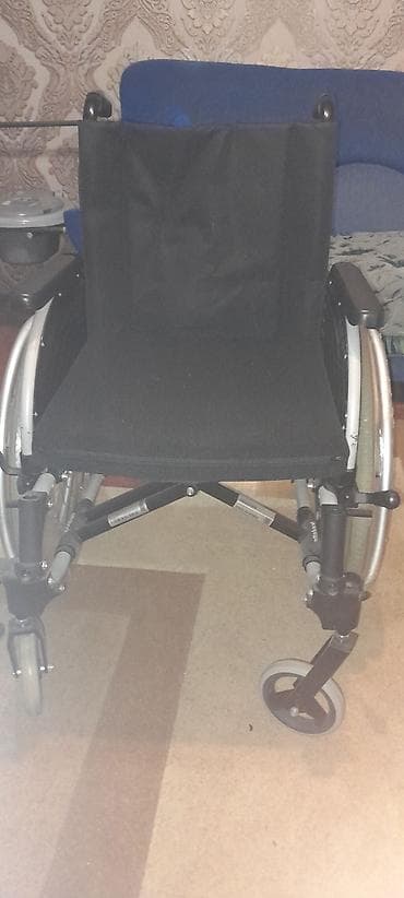 Ottobock əlil arabası - Brend: Ottobock (arxa söykənəcəkdə loqo) - — 5