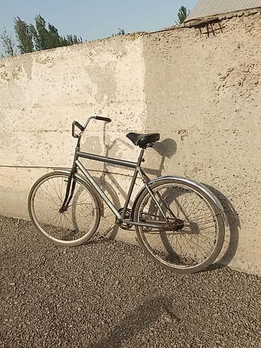 İşlənmiş Şəhər velosipedi Aist, 28", sürətlərin sayı: 1, Ünvandan götürmə