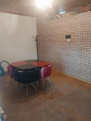 Kirayə otaqlar: Hər şəraiti olan səliqəli və rahat həyət evi kirayə verilir. ✔️ Su — 2