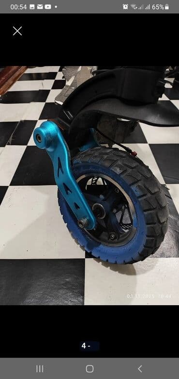 samokat arenda: Elektrik skuteri – Wingz Xüsusiyyətlər: - Güclü ön/alt LED işıqlar və — 9