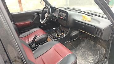 suktur: ZAZ Tavria – şəhər daxili istifadə üçün kompakt hetçbek — 2