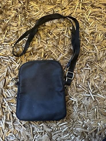 mini yupqa: Qadın çantaları - Rəng: qara - Ön hissə: yarı-parlaq, loqo naxışlı — 2