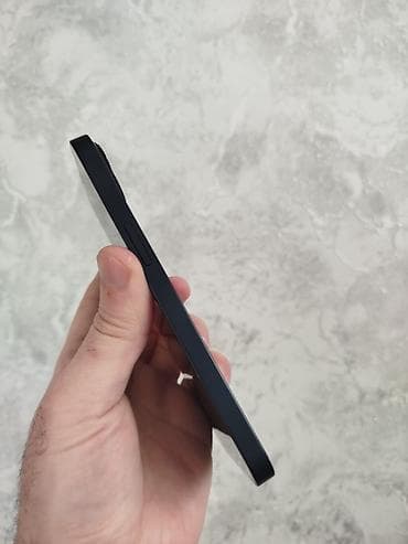 ipone 13 pro max: IPhone 13, 128 GB, Qara, Face ID — 9