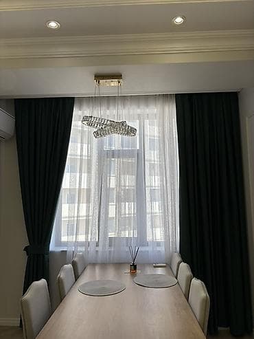 Yaşıl kətan pərdə və ağ tül dəsti, 2 dekorativ yastıq üzü Bənövşəyi — 3