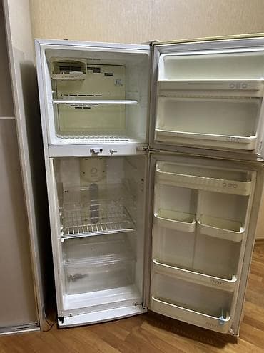 lg: 2 qapılı LG Soyuducu Satılır, rəng - Ağ — 3