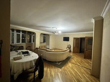 Kirayə mənzillər: Ev düz metronun yanında yerləşir.İnternet kondisioner paltaryuyan hər — 1