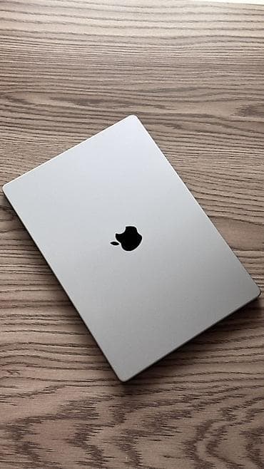 Apple MacBook Pro M1 (Space Gray) - Ekran: 16 düym Liquid Retina