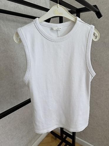 stringer alt geyimi: Ağ rəngli qadın rib toxumalı “tank top” (qolsuz köynək) - Klassik — 3