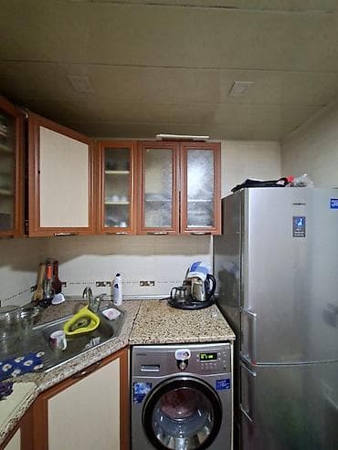 Elmler Metrosuna 7-8 deqiqe.Kommunal ödənişlər və internet kirayə — 8