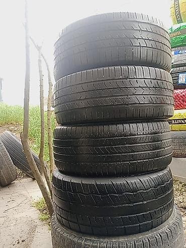 Şin və təkərlər: 235 50 R17 tekerler 4eded yaxşı vəziyyətdə illeri 2023 2022ci il — 2