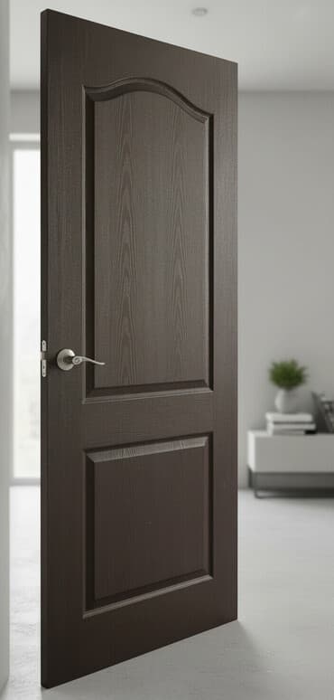 Furnitura və aksessuarlar: Mebel qapısı – tünd qəhvəyi rəngdə, klassik panelli dizayn. - — 1