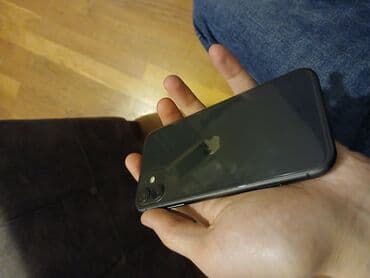 Oppo: IPhone 11, 128 GB, Qara, Face ID — 4