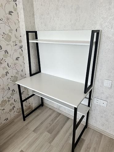 divar ref: 📌 Tələbə/Yazı Stolu Satılır (Çox az işlənib) Tələbəliyim bitdiyi üçün — 4