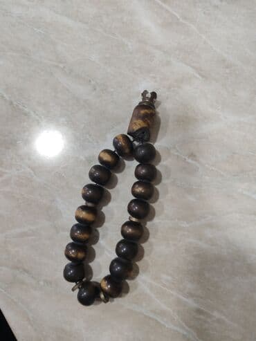 Super təsbehdir daslari iridir sekilde balaca dusub