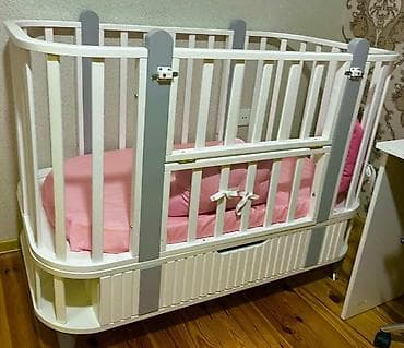 Для девочки и мальчика, Б/у, Овальная, Колыбель, С матрасом, С механизмом качания at lalafo.az Для девочки и мальчика, Б/у, Овальная, Колыбель, С матрасом, С механизмом качания