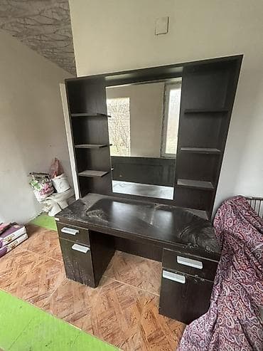 kuxna stol stul: Salam qiymət 200 manatdır razılaşma yolu ilə real alıcıya yaxşı — 2