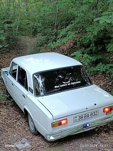 avcarka satılır: VAZ 2101 “Jiquli” – klassik 4 qapılı sedan Xarici görünüş: - Ağ rəng — 4