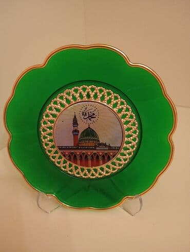 polyester: Birlikdə qiyməti 7 manatdır. 3 ədəd, ikisi orta ölçüdə biri balaca — 13