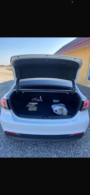 hyundai ölüxana bakı: Hyundai Sonata: 2 l | 2017 il Sedan — 7