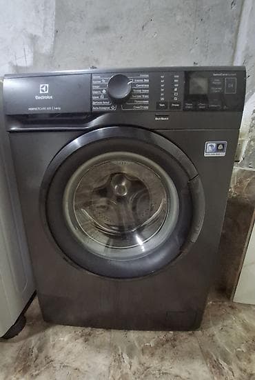 Стиральные машины: Electrolux PerfectCare 600 Paltar yuyan Maşın 6kq işlek veziyetdedir — 2
