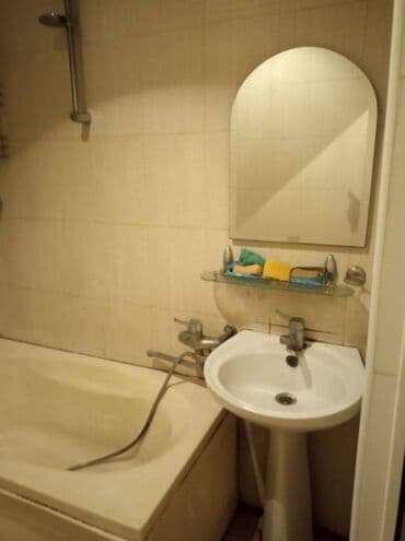 xutor kiraye: Dərnəgül metrosunun yanında 5 mərtəbəli binanın 4 cu mərtəbəsində — 3