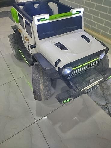 Qiymeti razilasma yolu ile Uşaq üçün elektrikli off-road jeep tipli