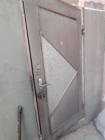 sef qapi: Metall qapı satılır - Material: polad/məmulat, hər iki üzü ağac — 4