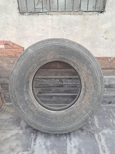 15 38 təkər: Şin Bridgestone 315 / 80 / R 22,5 — 1