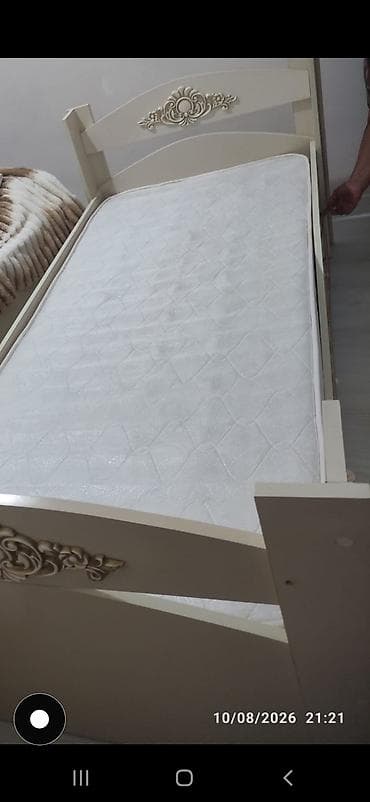 sumqayit divan: Bir nəfərlik klassik üslublu çarpayı və döşək dəsti - Ölçü: təxmini — 3