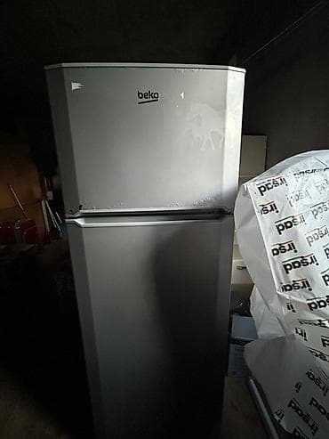 acer predator helios neo 16: Xarab 2 qapılı Beko Soyuducu Satılır, rəng - Gümüşü — 1