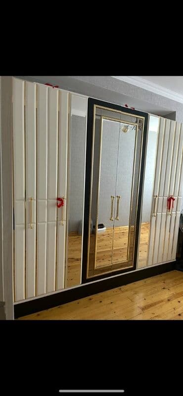 Yataq otağı mebel dəsti Bahar qiymətə alınıb 4 aydır istifadə